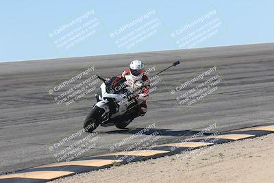 media/Oct-13-2025-Moto Forza (Mon) [[a66d839500]]/4-C Group/Session 2 (Bowl)/